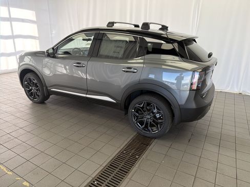 New 2026 Nissan Kicks SR image 7