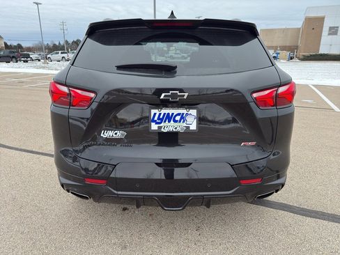 Used 2022 Chevrolet Blazer RS w/ Enhanced Convenience Package image 4