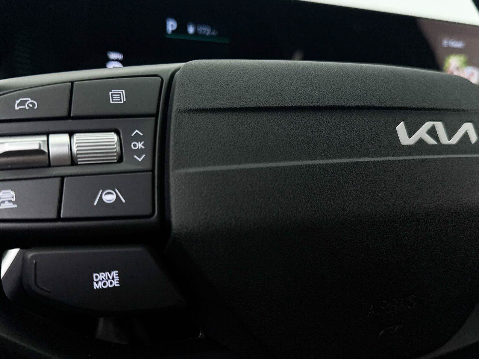 Used 2025 Kia K4 FWD image 8