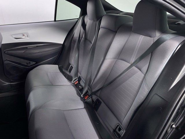 Used 2025 Toyota Corolla SE FWD image 16