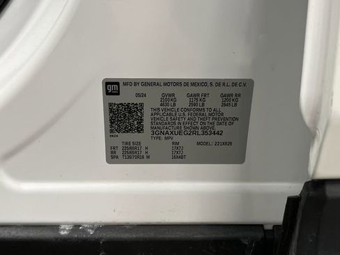 Used 2024 Chevrolet Equinox LT image 37