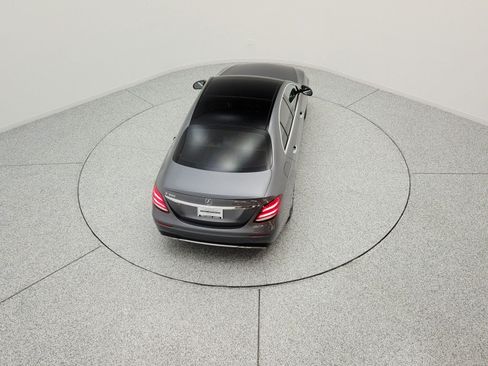 Used 2019 Mercedes-Benz E 300 image 14