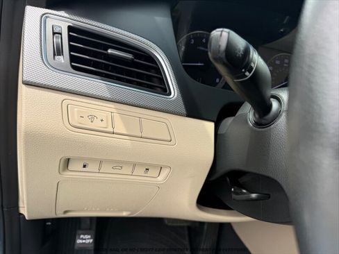 Used 2015 Hyundai Sonata SE w/ Winter Package FWD image 22
