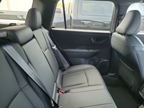 Used 2026 Subaru Outback Premium image 10