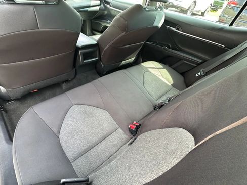 Used 2020 Toyota Camry LE FWD image 22