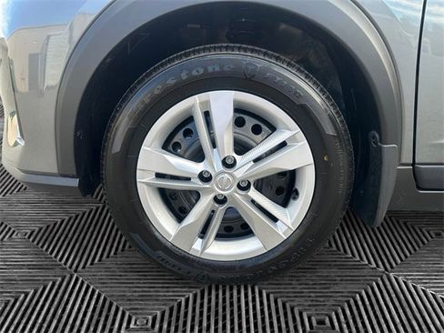 New 2025 Nissan Kicks Play S image 14