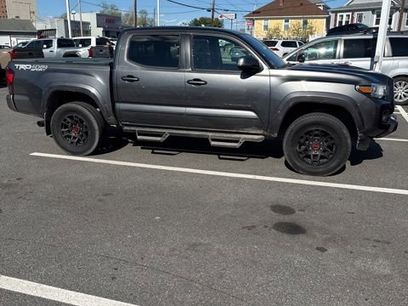 Used 2019 Toyota Tacoma TRD Sport w/ Technology Package
