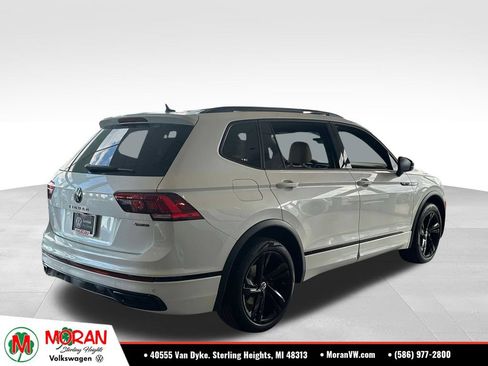 Certified 2023 Volkswagen Tiguan SE R-Line AWD/4WD image 4