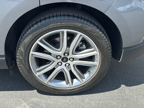 Certified 2024 Ford Edge Titanium w/ Equipment Group 301A AWD/4WD image 8