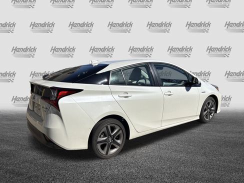 Used 2019 Toyota Prius XLE image 9