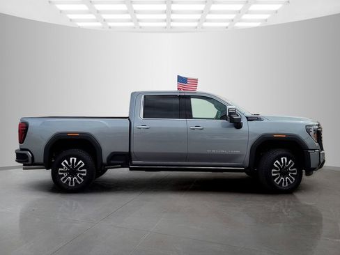 New 2026 GMC Sierra 2500 Denali Ultimate w/ Max Trailering Package image 3