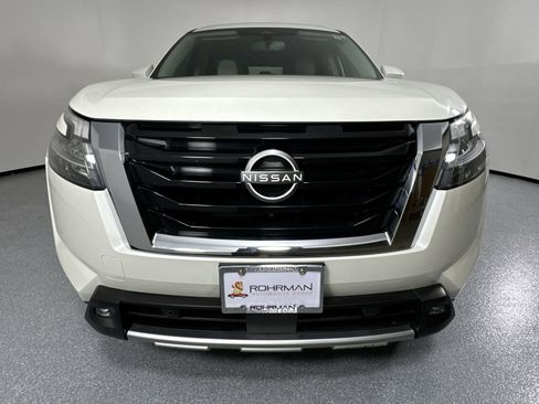 Used 2022 Nissan Pathfinder SL image 28