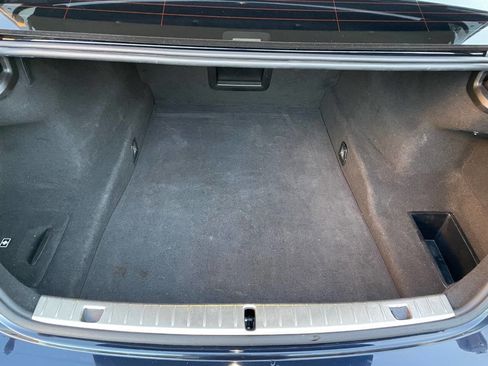 Used 2020 BMW 740i xDrive w/ M Sport Package image 33