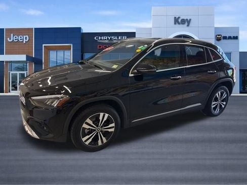 Used 2024 Mercedes-Benz GLA 250 4MATIC image 2