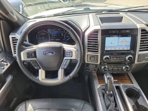 Used 2016 Ford F150 Platinum w/ Equipment Group 701A Luxury RWD image 13
