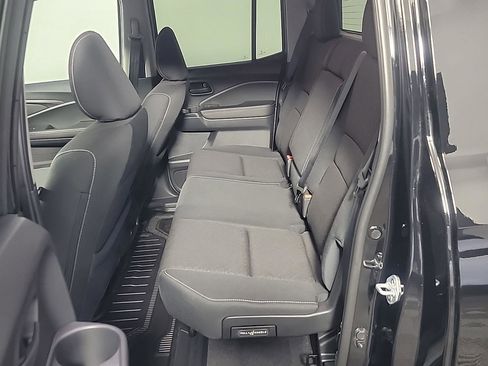 Certified 2025 Honda Ridgeline Sport image 17