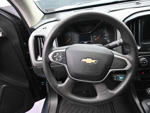 Used 2020 Chevrolet Colorado W/T w/ WT Convenience Package image 12