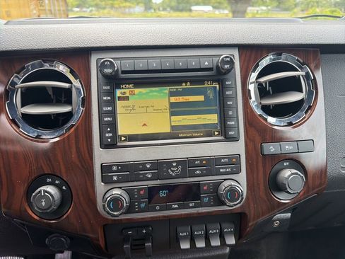 Used 2012 Ford F250 Lariat w/ Chrome Pkg AWD/4WD image 11