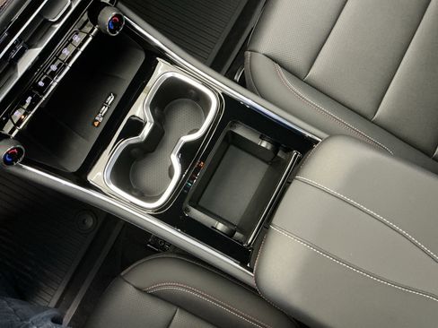 New 2026 Chevrolet Traverse Z71 w/ Driver Confidence Package image 23