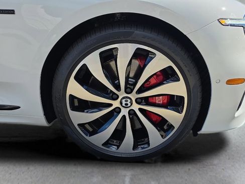 New 2025 Bentley Continental GTC image 21