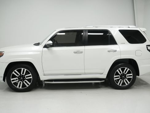 Used 2016 Toyota 4Runner Limited RWD image 7