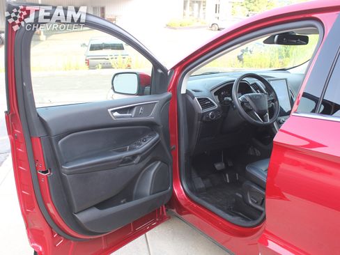 Used 2024 Ford Edge SEL w/ Convenience Package AWD/4WD image 10