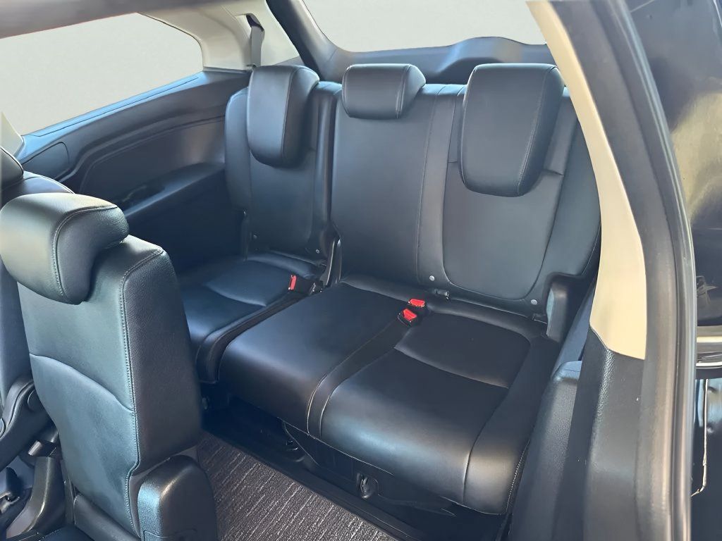 Used 2025 Honda Odyssey EX-L image 17