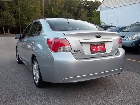 Used 2014 Subaru Impreza 2.0i Premium w/ All-Weather Package w/CVT AWD/4WD image 3