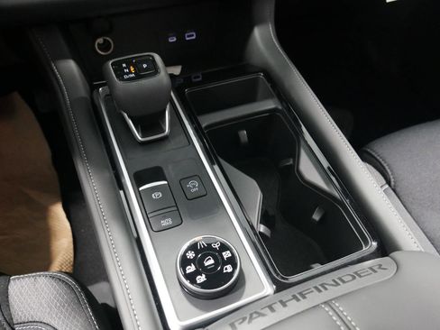 New 2025 Nissan Pathfinder SV w/ Cargo Package image 25