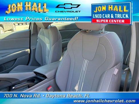 Used 2024 Hyundai Elantra SEL image 20