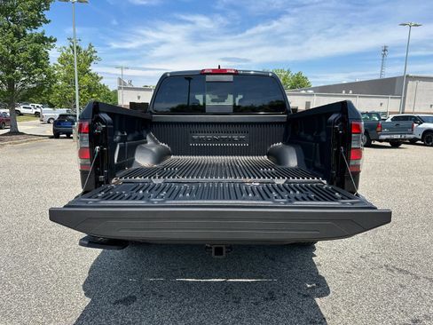 New 2026 Nissan Frontier SV w/ Tow Package RWD image 16