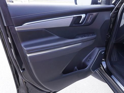 Certified 2025 Buick Enclave Preferred image 15