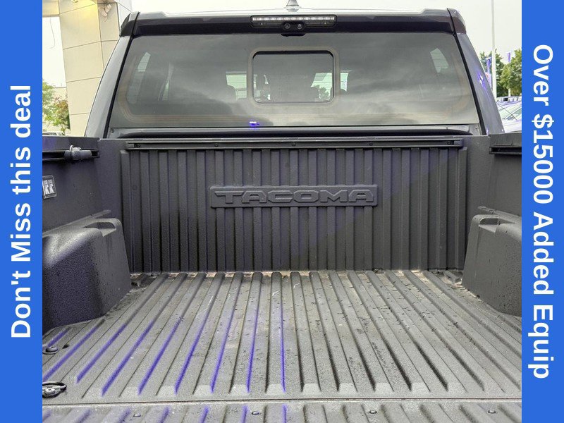 Used 2024 Toyota Tacoma TRD Sport w/ TRD Sport Premium Package AWD/4WD image 9