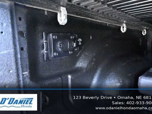 Used 2021 RAM 2500 Laramie AWD/4WD image 18