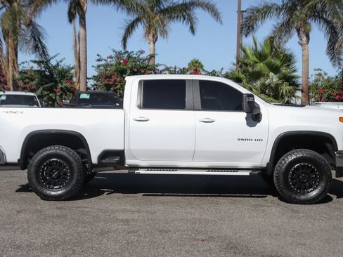 Used 2021 Chevrolet Silverado 3500 LT w/ All Star Edition AWD/4WD image 11