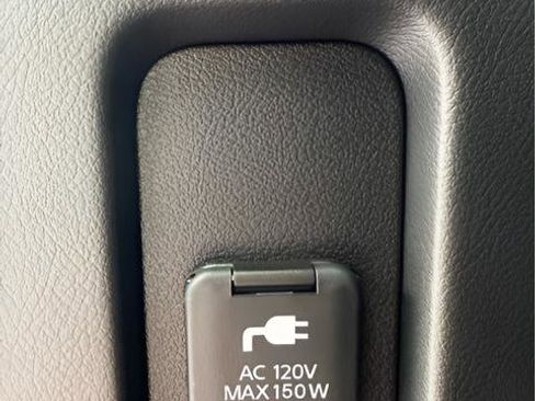 New 2026 Nissan Armada PRO-4X w/ Captain's Chari Seat Package AWD/4WD image 34