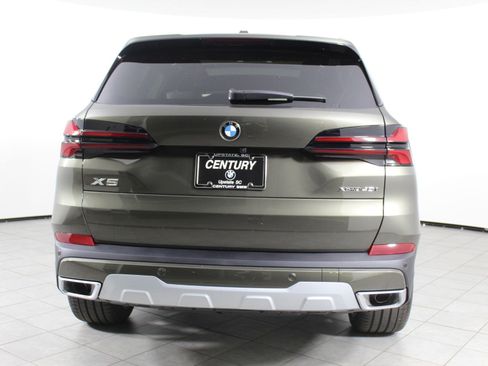New 2026 BMW X5 xDrive40i w/ Climate Comfort Package image 10