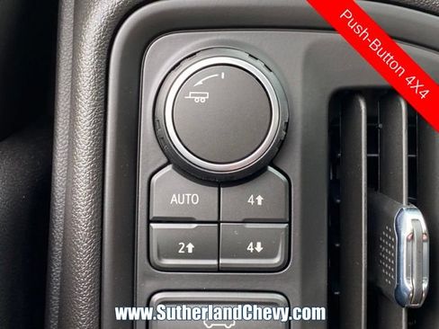 Used 2026 Chevrolet Silverado 1500 Custom Trail Boss AWD/4WD image 28