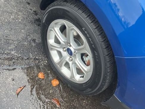 Used 2020 Ford EcoSport SE w/ SE Convenience Package image 16