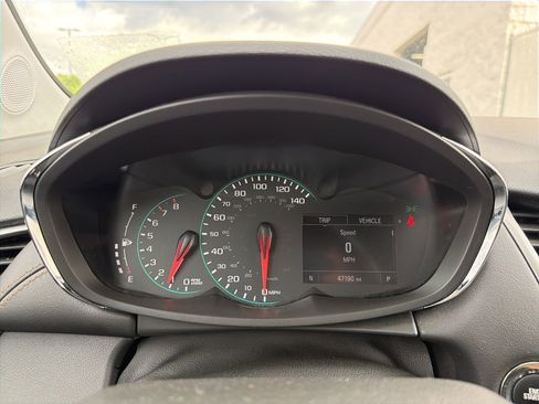 Used 2022 Chevrolet Trax LT w/ Driver Confidence Package image 11