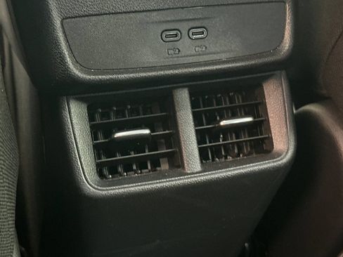 Used 2025 Chevrolet Equinox LT AWD/4WD image 17