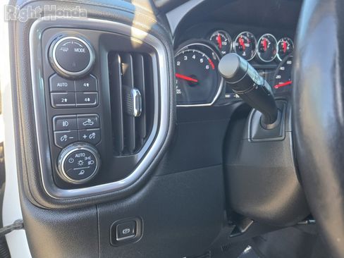 Used 2022 Chevrolet Silverado 1500 LTZ image 21