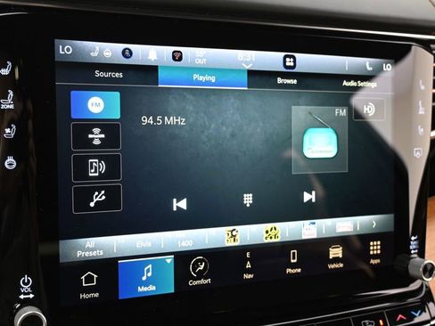 Used 2022 Jeep Grand Wagoneer Series III w/ HD Trailer Tow Package image 29