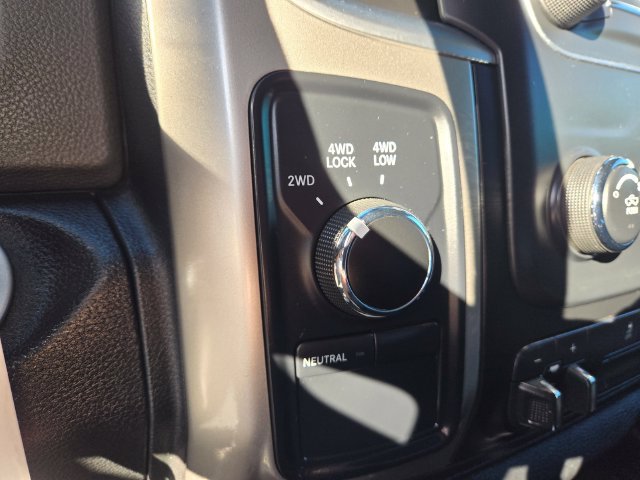 Used 2018 RAM 2500 SLT AWD/4WD image 24