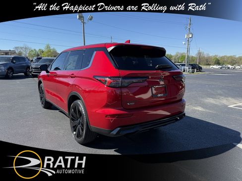 New 2026 Mitsubishi Outlander LE image 7