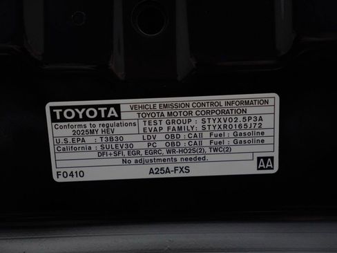 Used 2025 Toyota Camry LE image 26