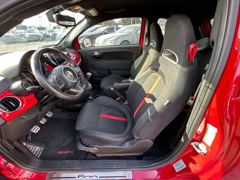 Used 2017 FIAT 500 Abarth image 10