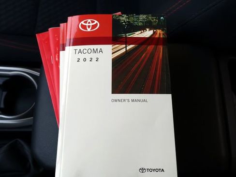 Used 2022 Toyota Tacoma SR5 image 34