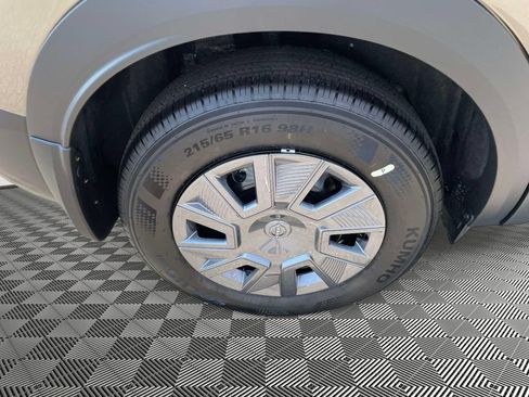 New 2026 Nissan Kicks S FWD image 7