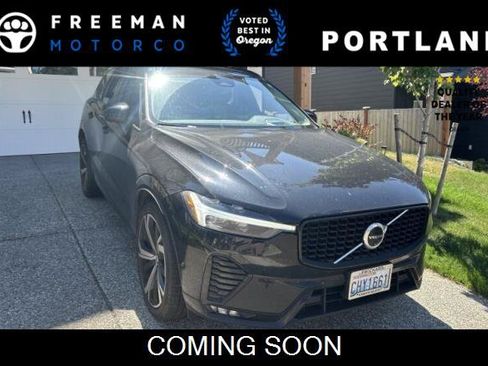 Used 2024 Volvo XC60 B5 Ultimate w/ Protection Package Premier AWD/4WD image 1